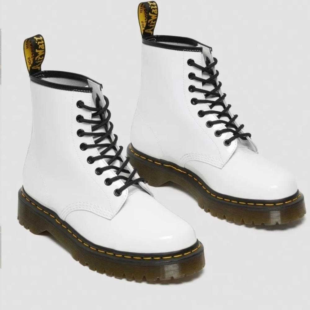 Dr. Martens 1460 Bex Patent Leather Lace-Up Boots | White | Size 7 | New in Box